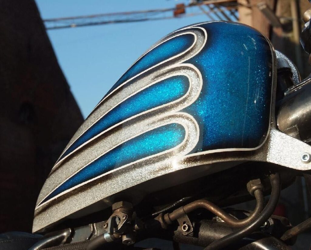 KustomBart PaintJob Yamaha SR 500 Scallops 1